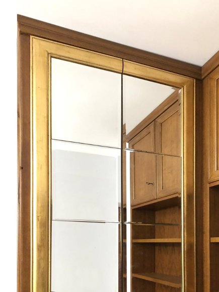 armadio su misura con specchio cornice oro